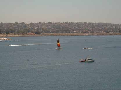 Boats on Mission Bay 1 5L1.JPG (9816 bytes)